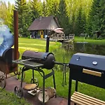 Atsikivi Puhketalu Camping