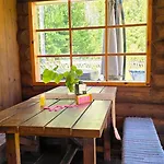 Camping Atsikivi Puhketalu