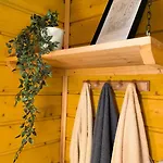 Atsikivi Puhketalu Camping *