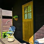 Atsikivi Puhketalu Camping Häädemeeste
