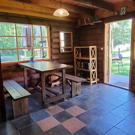 Campsite Atsikivi Puhketalu *