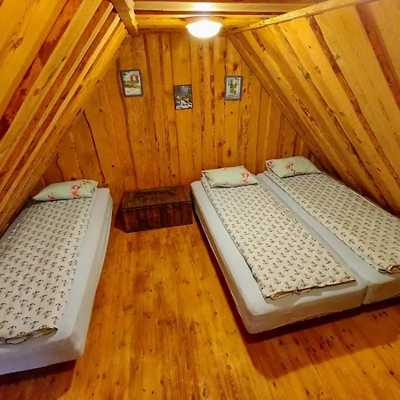 Campsite Atsikivi Puhketalu