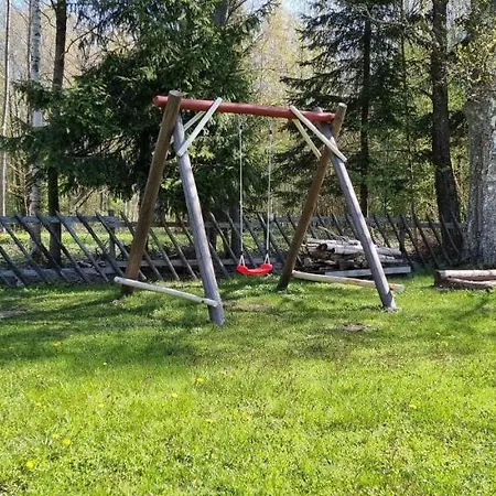 Campsite Atsikivi Puhketalu Haademeeste