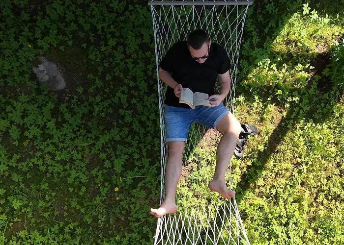 Atsikivi Puhketalu Kemping Häädemeeste